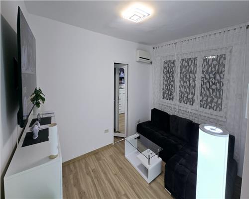 apartament 2 camere , centrala proprie , zona girocului Timisoara