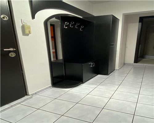 Apartament 2 camere , centrala proprie , zona Circuvalatiunii