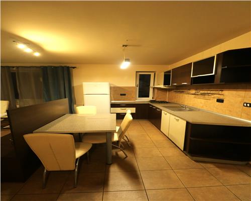 Apartament 3 camere, curte privata cu piscina in Dumbravita