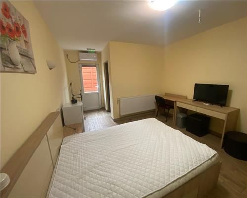 garsonier?, curte proprie, zona torontalului Timisoara
