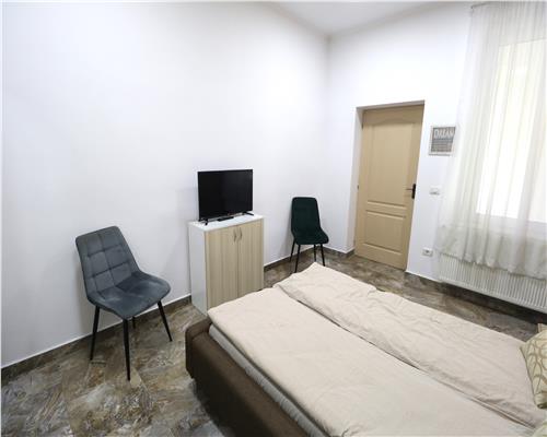 Apartament cu 2 camere,centrala proprie , ultracentral