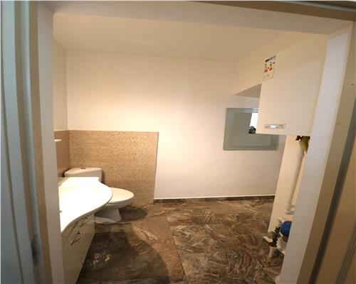 Apartament cu 2 camere,centrala proprie , ultracentral