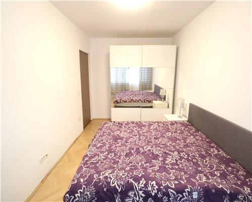 Apartament cu 3 camere, centrala proprie , zona Circumvalatiunii
