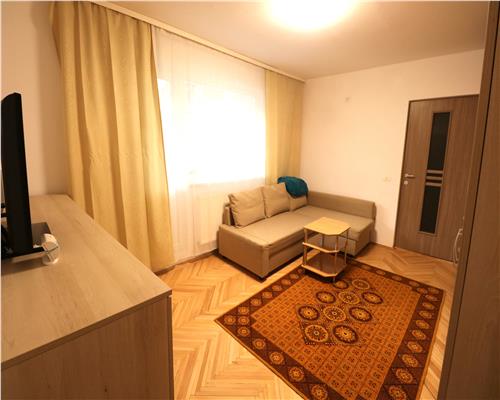 Apartament cu 3 camere, centrala proprie , zona Circumvalatiunii