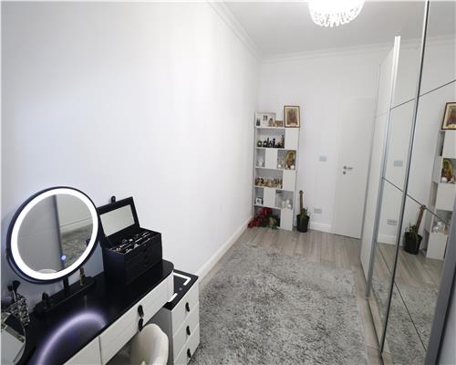 Apartament cu 3 camere,  ultrafinisat in Dumbravita