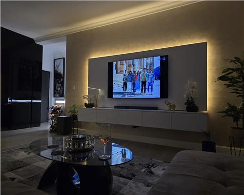 Apartament cu 3 camere,  ultrafinisat , Dumbravita