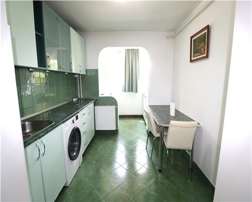 Apartament 3 camere, centrala proprie, zona Circumvalatiunii