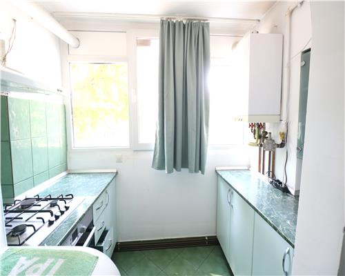 Apartament 3 camere, centrala proprie, zona Circumvalatiunii