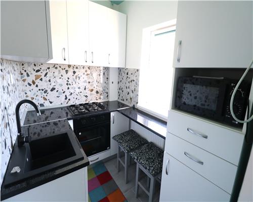 Apartament 1 camera , mobilat modern , zona Aradului