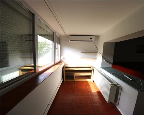 Apartament 2 camere , centrala proprie , zona Aradului
