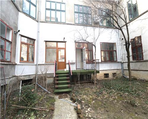 Apartament 3 camere  , centrala proprie , Central