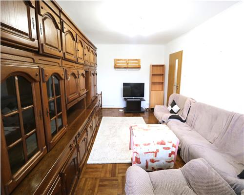 Apartament 3 camere, decomandat ,centrala proprie, zona Aradului