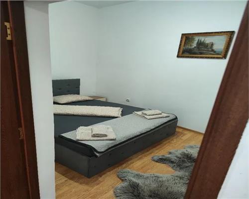 Apartament 2 camere + terasa proprie , centrala proprie , zona Garii