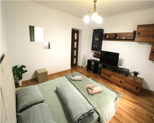 Casa , 2 camere,  zona Brancoveanu