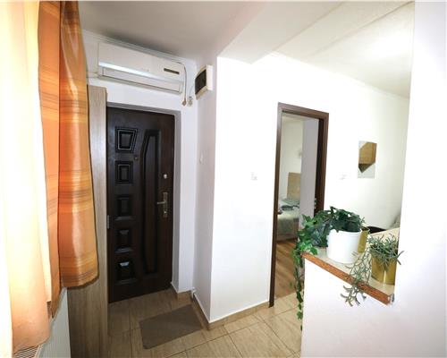 Casa , 2 camere,  zona Brancoveanu