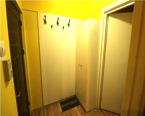 Apartament , 2 camere , zona Take Ionescu
