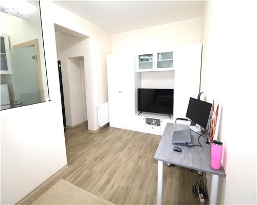 Apartament 2 camere, centrala proprie, Giroc