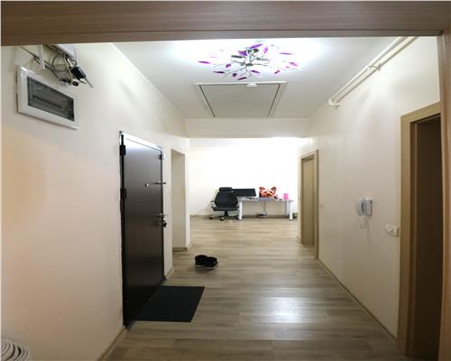 Apartament cu 2 camere, centrala proprie, Giroc