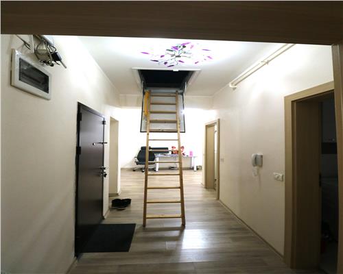 Apartament cu 2 camere, centrala proprie, Giroc