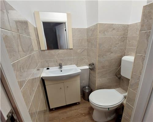 Apartament 3 camere  , zona Circumvalatiunii