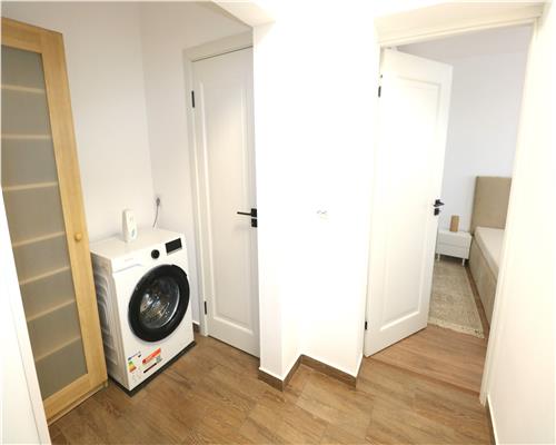 Apartament 3 camere  , zona Circumvalatiunii