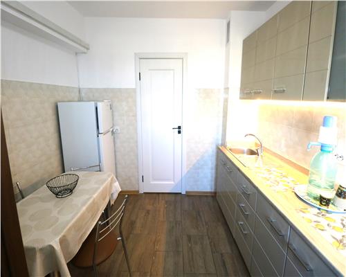 Apartament 3 camere  , zona Circumvalatiunii