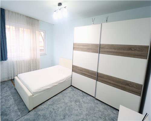 Apartament 3 camere , centrala proprie , zona Sagului