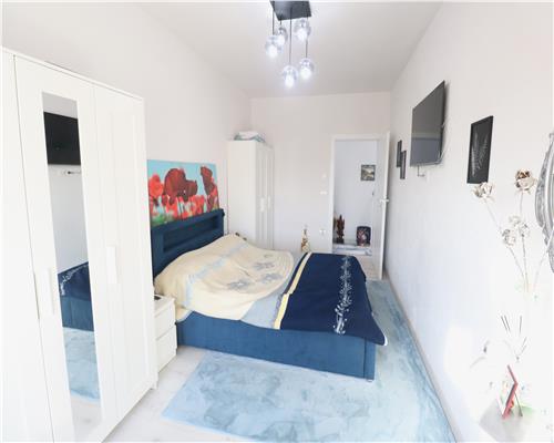 Apartament 2 camere, curte proprie, zona Mehala