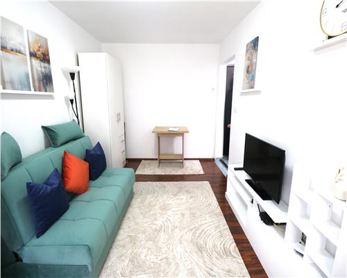 Garsoniera, parter, zona Badea Cartan