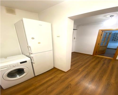 Apartament 2 camere, centrala proprie, zona Torontalului
