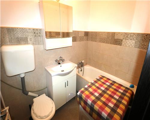 Garsoniera, zona Fabrica de bere