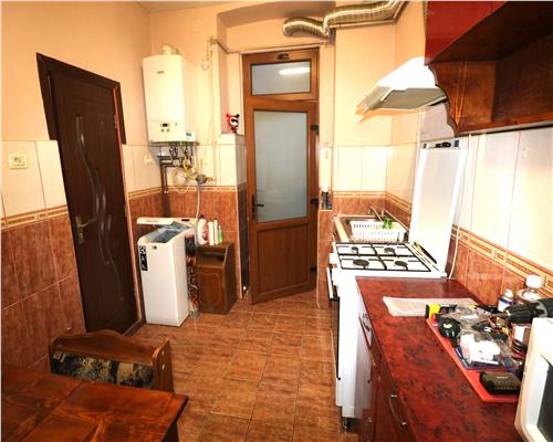 Apartament 1 camera, centrala proprie, Complexul Studentesc