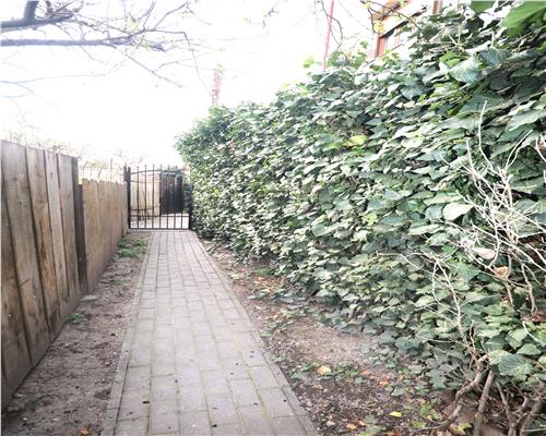 Apartament cu 1 camera, centrala proprie, zona Punctele Cardinale