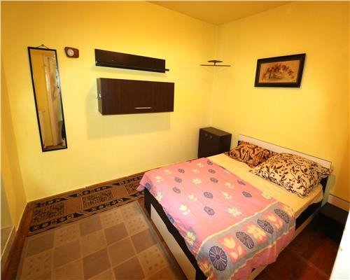 Apartament 2 camere , centrala proprie , zona Circumvalatiunii