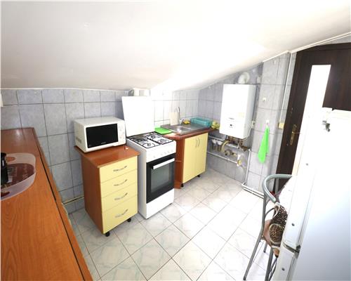 Apartament 2 camere , centrala proprie , zona Mehala