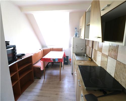 Apartament 2 camere  , zona Simion Barnutiu