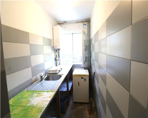 Apartament cu 1 camera , centrala proprie, zona Cetatii