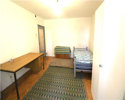 Apartament cu 1 camera , centrala proprie, zona Cetatii