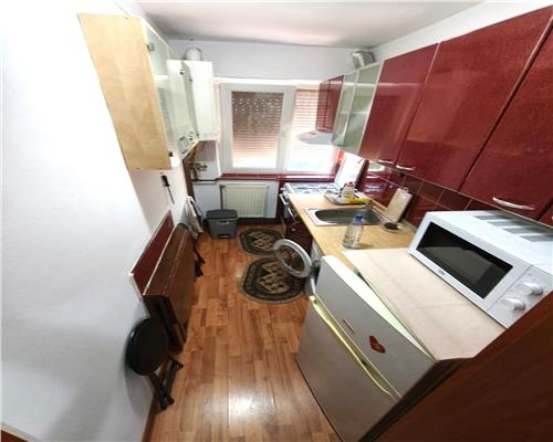Apartament 2 camere , centrala proprie , zona Iosefin