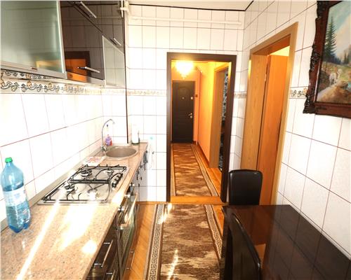 Apartament 2 camere , centrala proprie , zona Cetatii