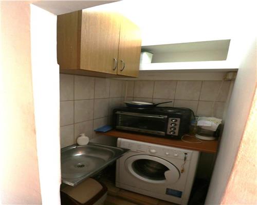 Comision 0% Garsoniera, et 1,  zona Iosefin