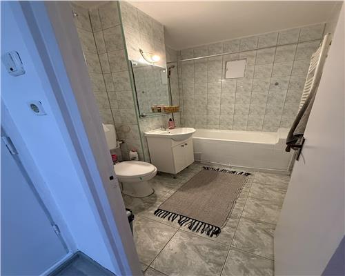 Apartament 2 camere , centrala proprie , zona Girocului