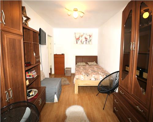 apartament 1 camera , centrala proprie, zona dacia Timisoara