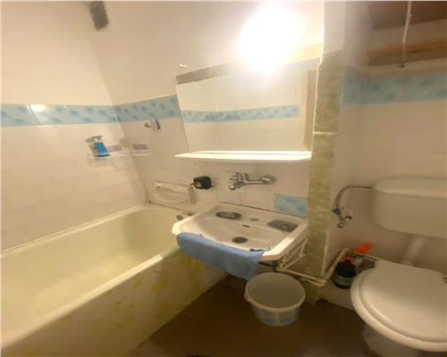 Apartament 2 camere, zona Dacia
