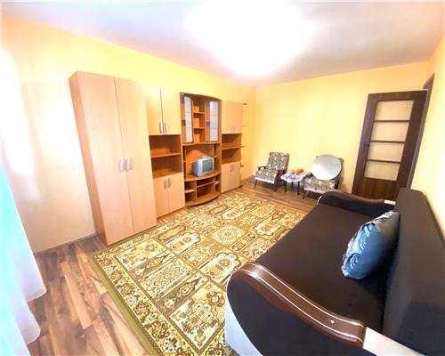 Apartament 3 camere , centrala proprie , zona Soarelui