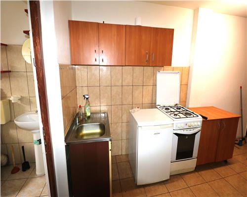 Apartament 2 camere, zona Aradului