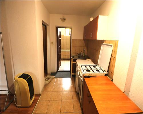 Apartament 2 camere, zona Aradului