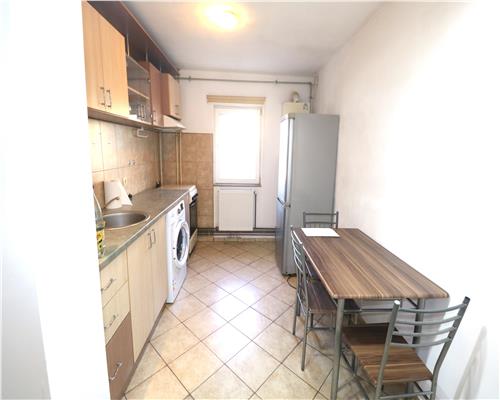 Apartament 2 camere , centrala proprie , zona Complexului Studentesc