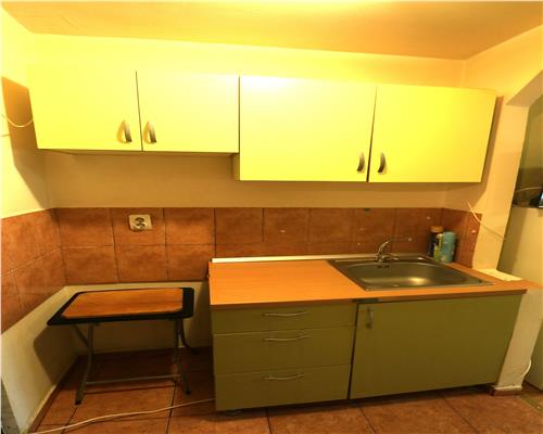Garsoniera in zona Girocului