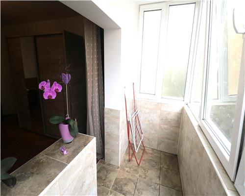 Apartament cu 2 camere, centrala proprie, zona Lipovei
